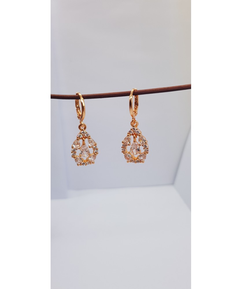 Oval Diamond Earring